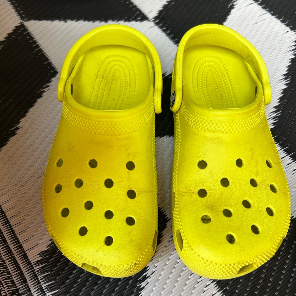 Lot of 4 Pairs of Crocs